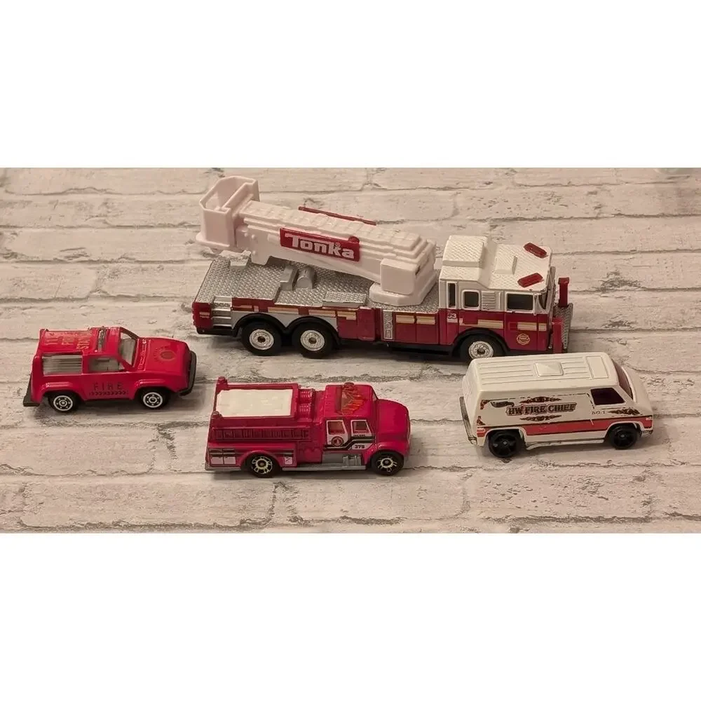 Toy Vehicles Fire Truck Bundle Tonka/Matchbox/Hotwheels